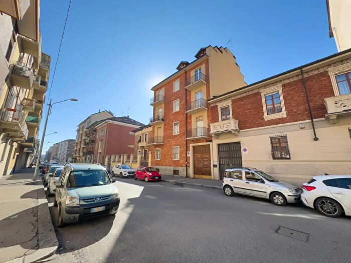 Appartamento bilocale in vendita in Via Foligno, Torino
