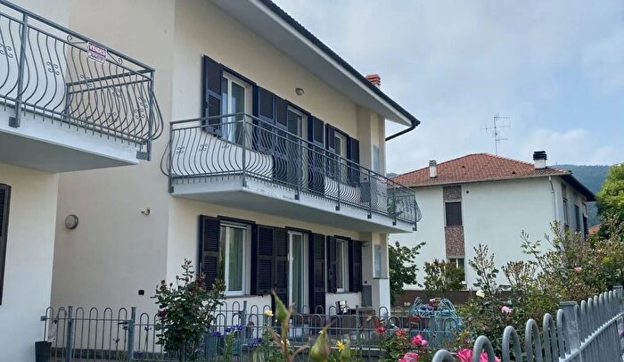 Appartamento in vendita in Rocchetta Cairo Cairo Montenotte Savona Liguria Italia, Cairo Montenotte