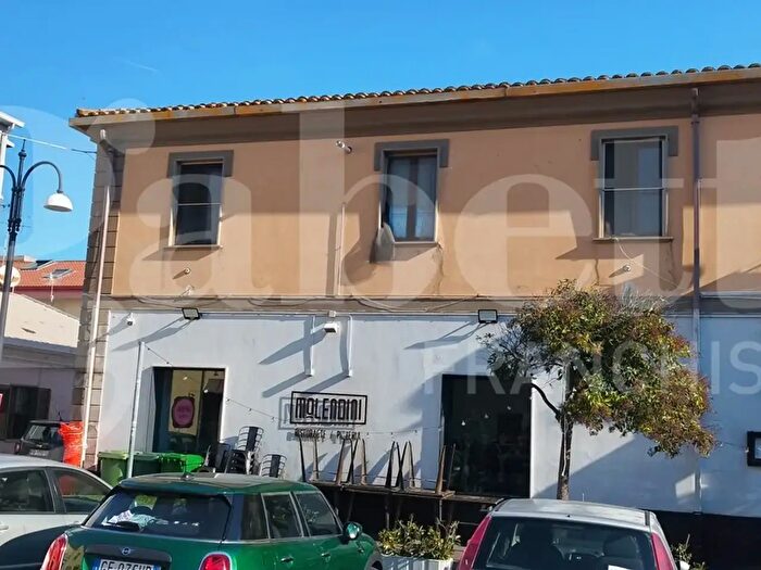 Appartamento quadrilocale in vendita in Via del Commercio, Catanzaro