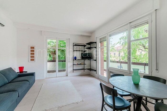 Appartamento bilocale in affitto in Via Zezio, Borghi, Como