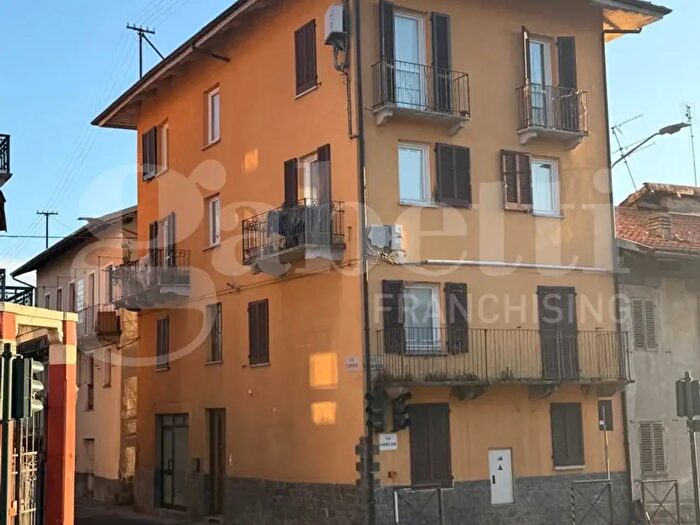 Appartamento quadrilocale in vendita in Via Giuseppe Garibaldi a, Pralungo