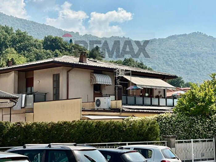 Appartamento quadrilocale in vendita in Mergozzo