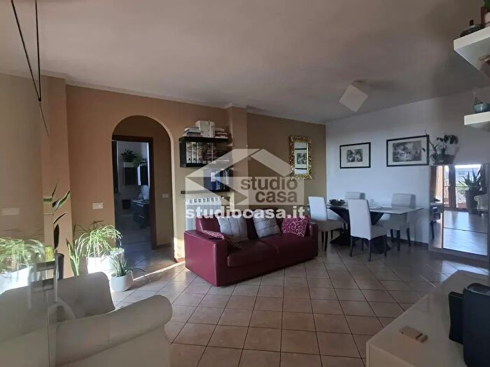 Appartamento trilocale in vendita in Via Giulia Colbert, Sergnano