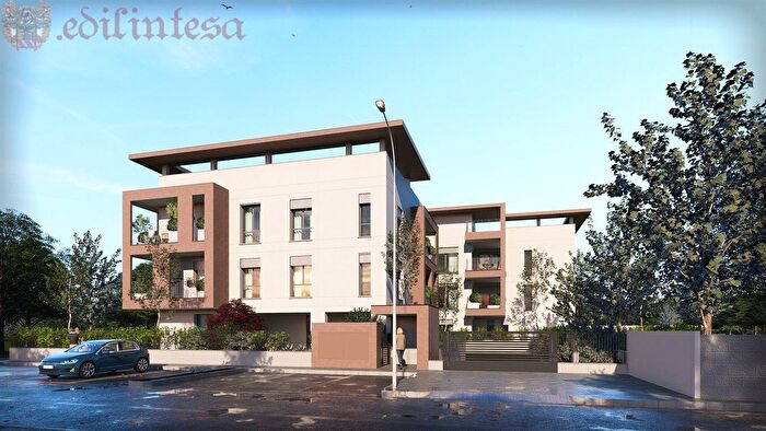 Appartamento trilocale in vendita in Via Bernini, Monza