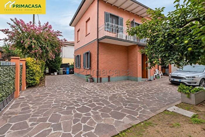 Casa bilocale in vendita in Via Tito Livio, Due Ponti, Carpi