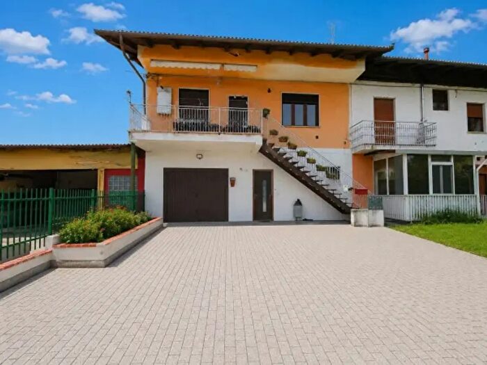 Appartamento trilocale in vendita in Via Racconigi, Sommariva Del Bosco