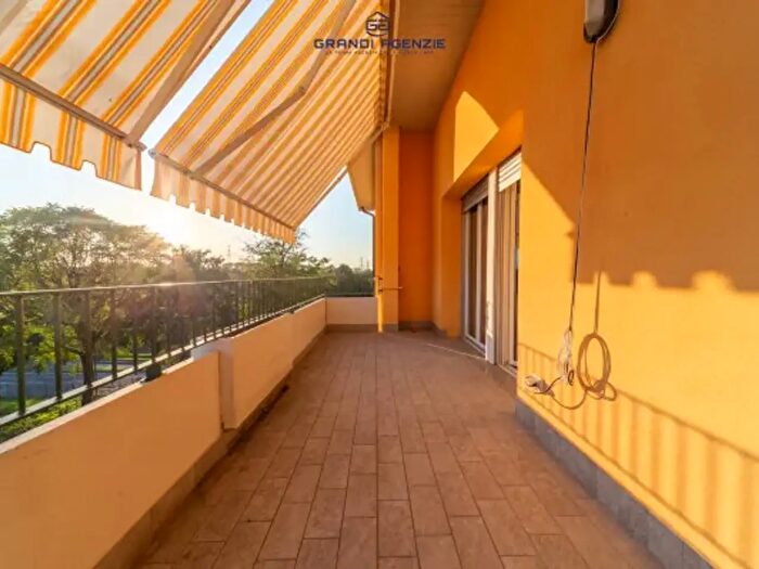 Appartamento quadrilocale in vendita in Via Medaglie dOro al Valore Atletico, Parma