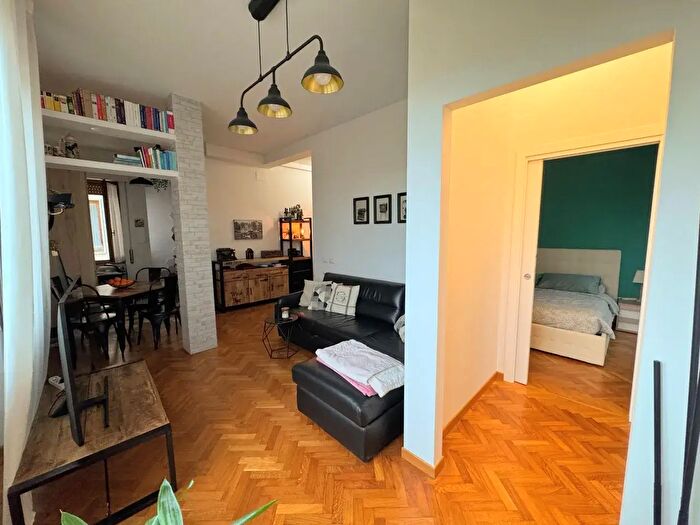 Appartamento bilocale in vendita in Via Valdipesa, Firenze