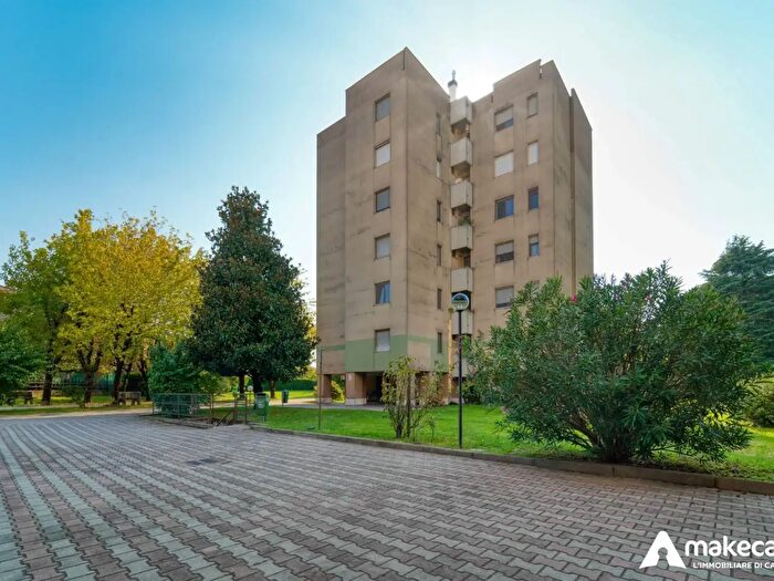 Appartamento trilocale in vendita in Via Campoverde, San Giuliano Milanese
