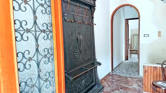 Appartamento con 7 locali in vendita in Fivizzano