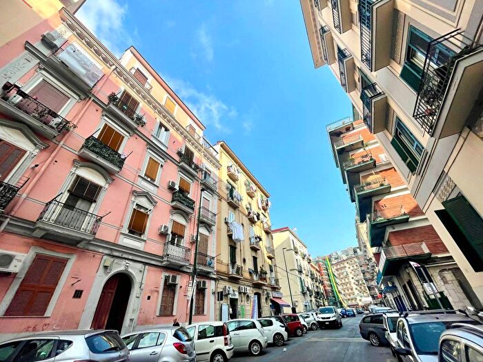 Casa bilocale in affitto in Via Cumana, Fuorigrotta, Napoli