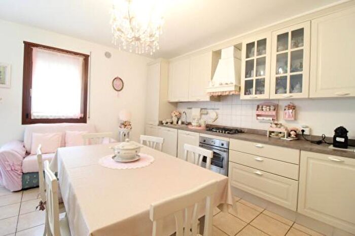 Appartamento bilocale in vendita in Zimella