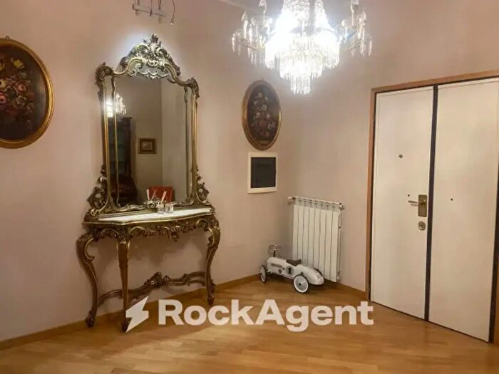 Appartamento quadrilocale in vendita in Piazza Mariano Armellini, Roma