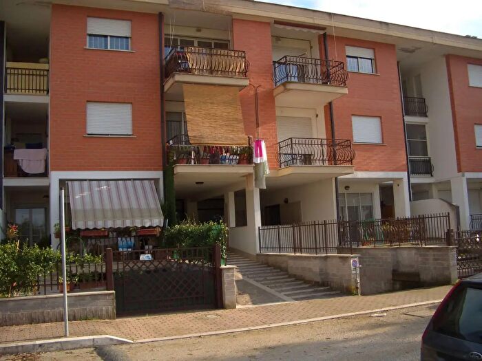 Appartamento trilocale in vendita in Via Po, Sabaudia