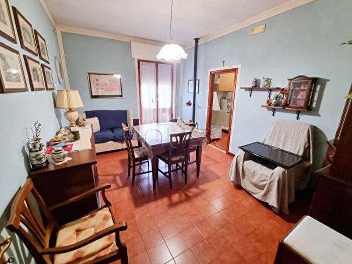 Appartamento trilocale in vendita in Via della Resistenza, Citta Di Castello