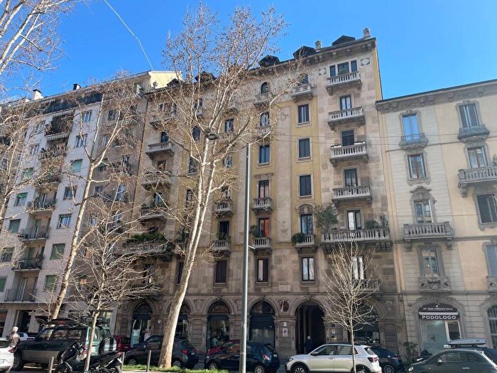 Appartamento bilocale in affitto in Via California, Dezza, Milano