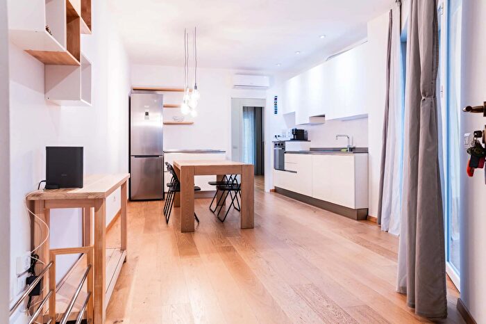 Appartamento monolocale in affitto in Viale Marche, Milano