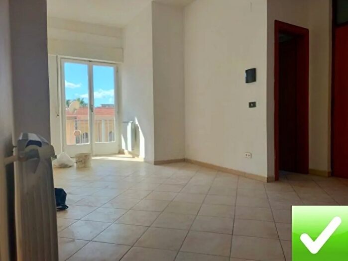 Appartamento con 5 locali in affitto in Reggio Calabria