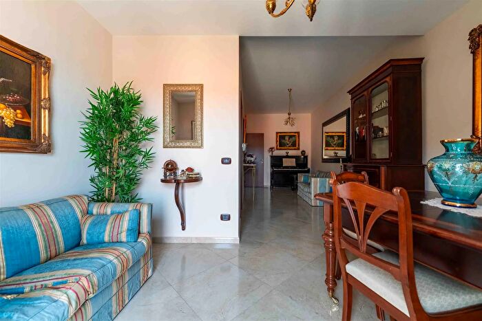 Casa quadrilocale in vendita in Lascari