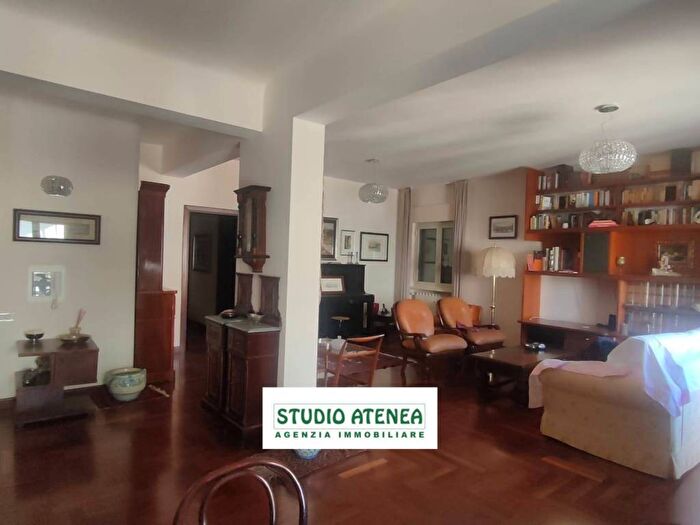 Appartamento trilocale in affitto in Via Dante Alighieri, Centro Storico, Agrigento
