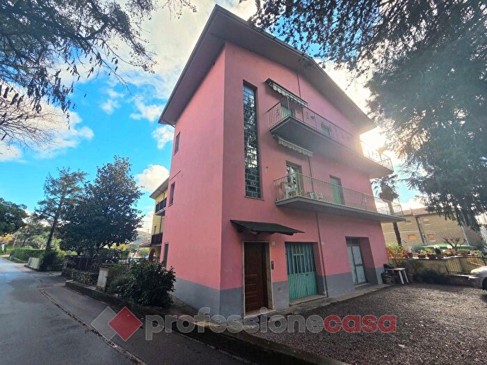 Appartamento quadrilocale in vendita in Strada Colle Umberto Ponte Nese, Perugia