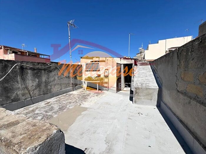 Casa quadrilocale in vendita in Via Plebiscito, Siracusa