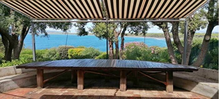 Casa con 6 locali in affitto in Ansedonia, Orbetello