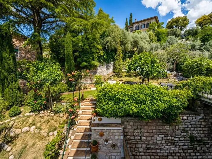 Appartamento quadrilocale in vendita in Via Fonti di Moiano, Assisi