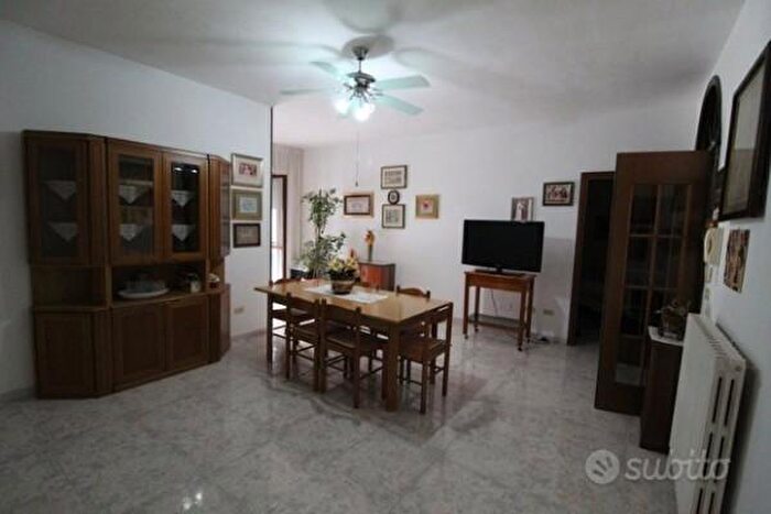 Appartamento quadrilocale in vendita in Via G Paisiello, Carosino