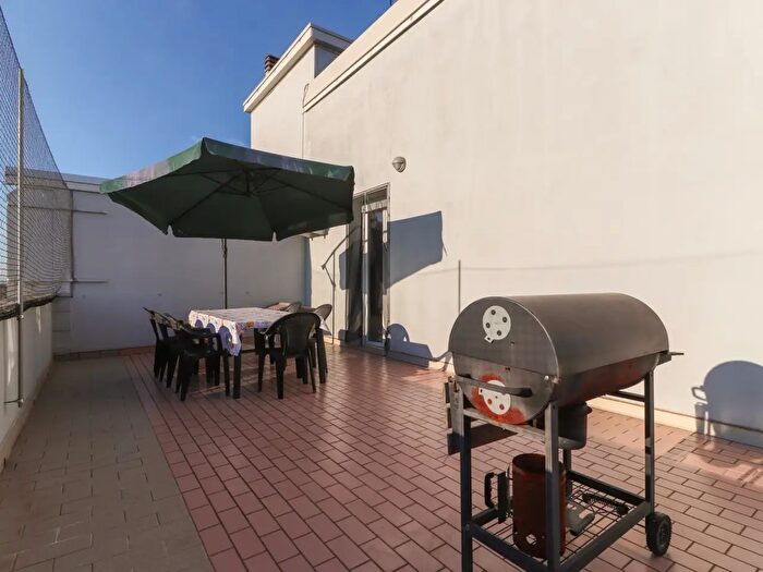 Appartamento bilocale in vendita in Via Gennari, Cento