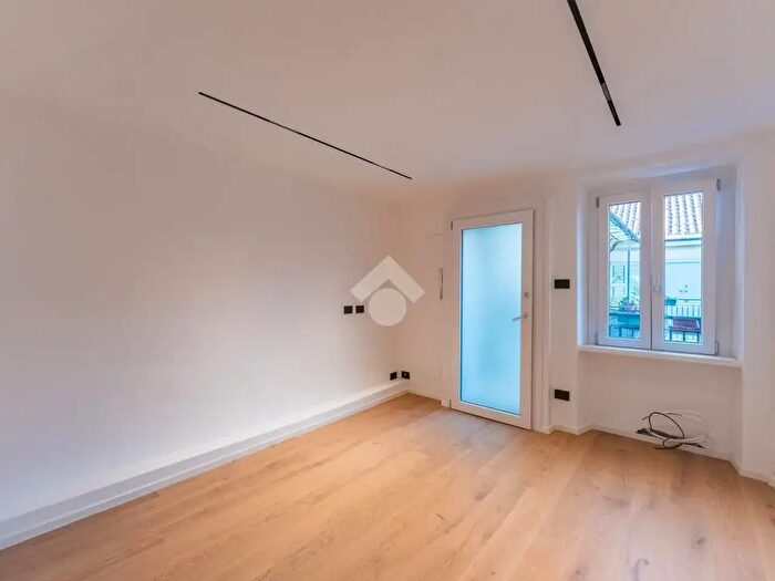 Appartamento bilocale in vendita in Via Carlo Farini, Milano