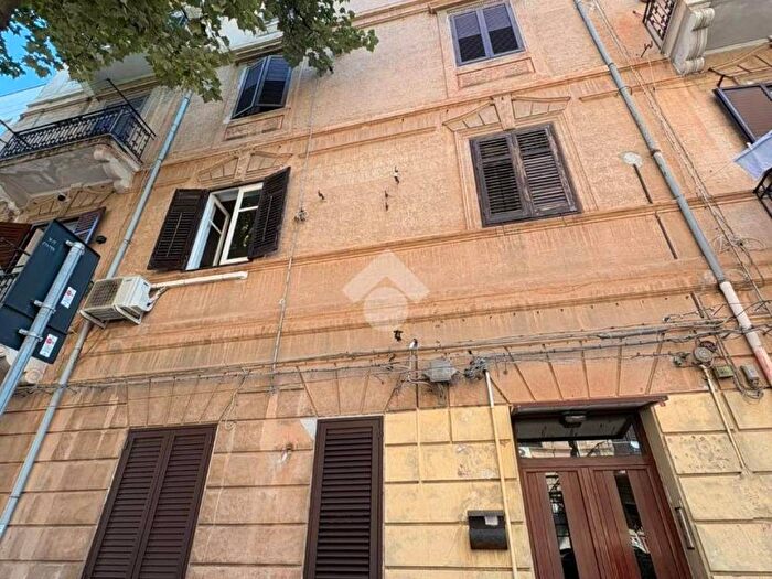 Appartamento trilocale in affitto in Via Ludovico Antonio Muratori, Oreto Perez, Palermo