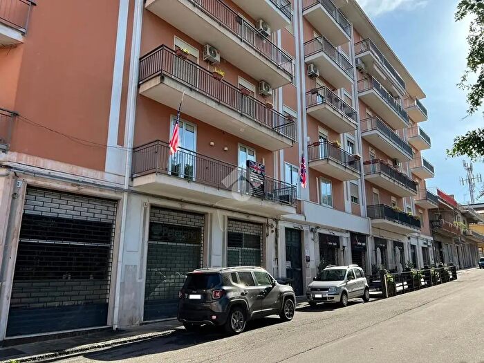 Appartamento con 5 locali in vendita in Via Lazio, Giarre