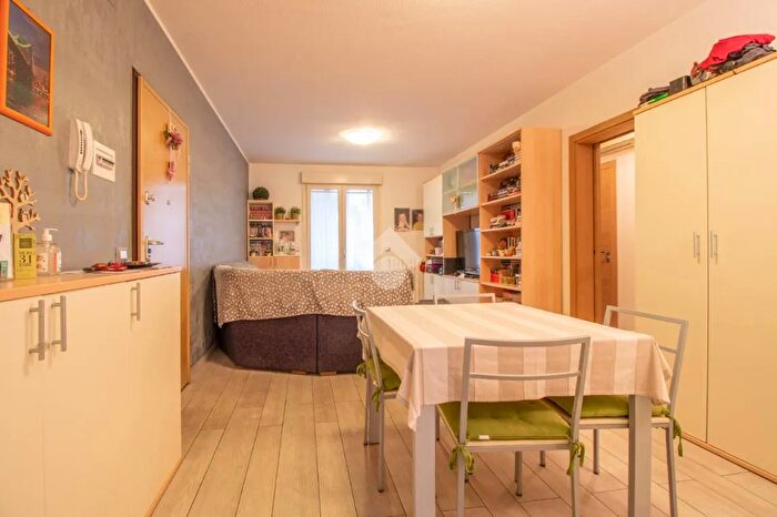 Appartamento trilocale in vendita in Via Walter Suzzi, Ravenna