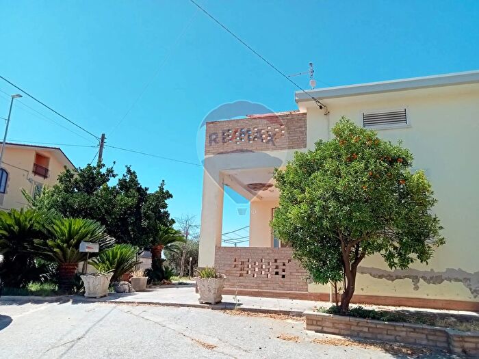 Casa con 5 locali in vendita in Contrada SantAmato, Lanciano