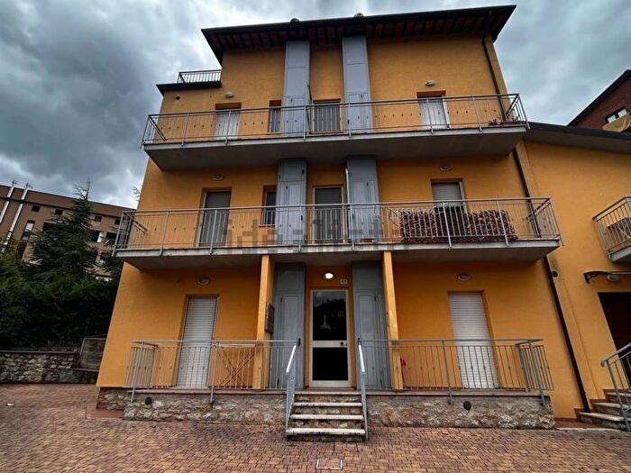 Appartamento con 5 locali in affitto in Via Aldo Moro, Montegrillo, Perugia