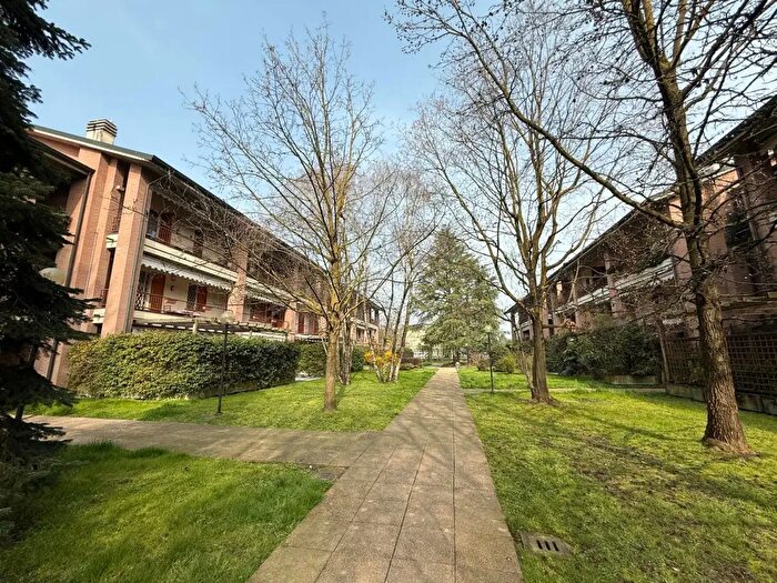 Appartamento trilocale in vendita in Via Aldo Moro, Buccinasco