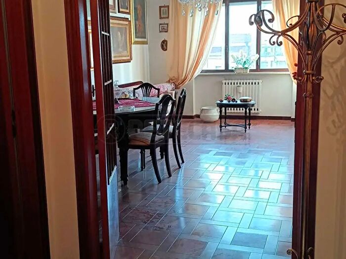 Appartamento con 5 locali in vendita in Via Salvatore Fitto, Maglie