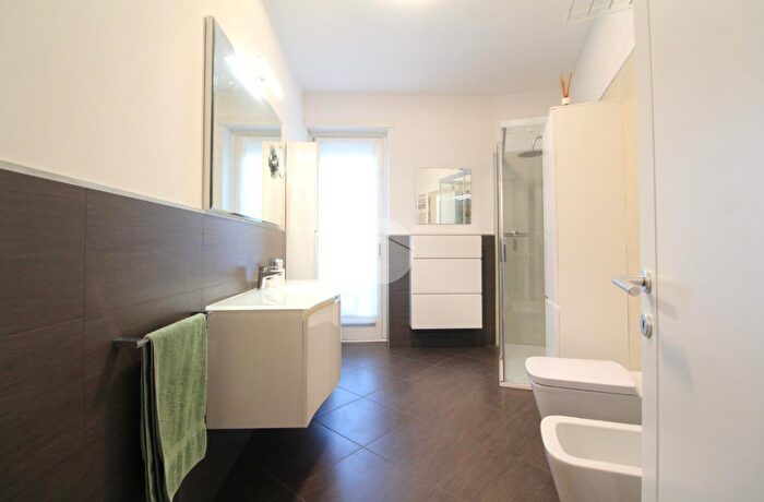 Appartamento trilocale in vendita in Via Antonio Gramsci, Terni