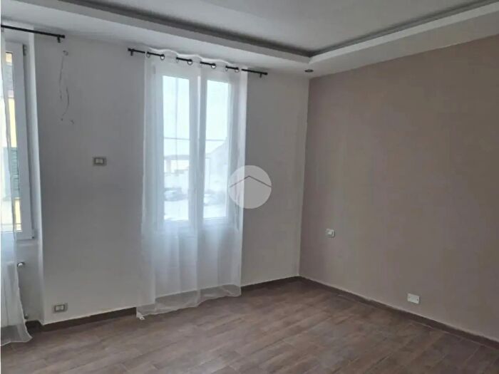 Appartamento trilocale in vendita in Via Felice Cavallotti, Pieve Porto Morone