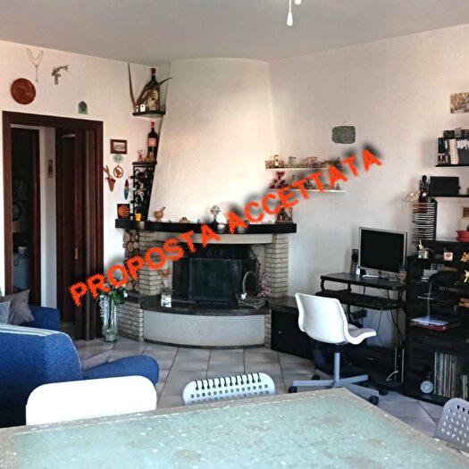 Appartamento trilocale in vendita in Via Aldo Moro, Casciana Terme Lari