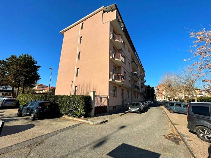 Appartamento bilocale in affitto in Via Gaetano Donizetti, Centro, Grugliasco