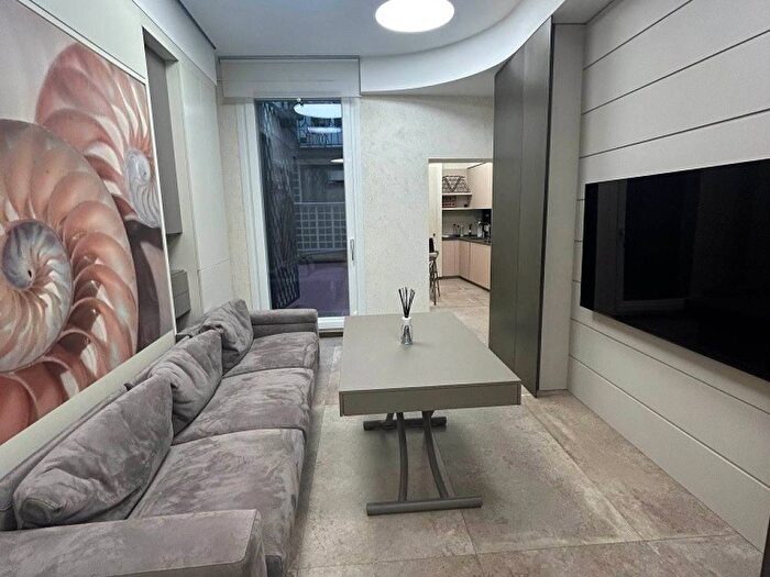 Appartamento bilocale in affitto in Via Battibecco, Centro Storico, Bologna