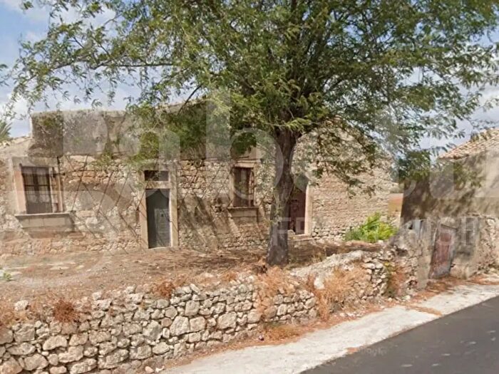 Casa in vendita in Contrada Olivieri Sn, Vittoria