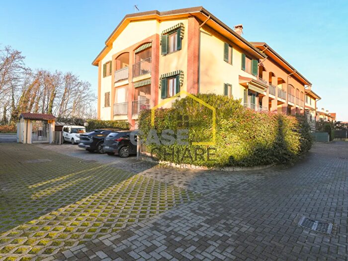 Appartamento quadrilocale in vendita in Via Circonvallazione, Gudo Visconti