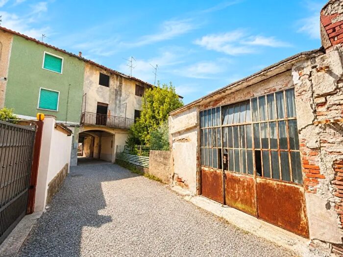 Casa trilocale in vendita in Via Nuova, Canonica D'Adda