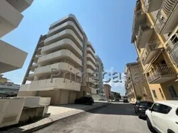 Appartamento trilocale in vendita in Via Pegaso, Chioggia