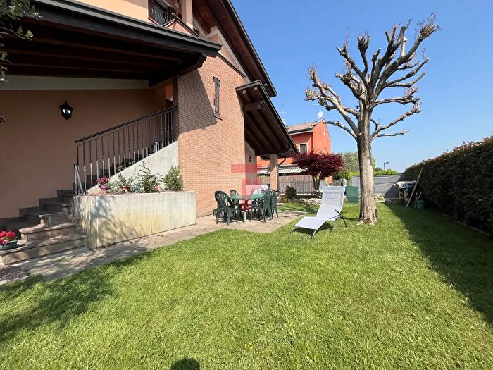 Appartamento con 5 locali in vendita in Via Lucio Battisti, Limena
