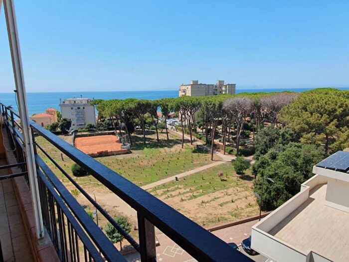 Appartamento trilocale in affitto in Via Gioacchino Rossini, Zona Nuova Pratoranieri, Follonica