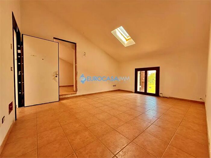 Appartamento trilocale in vendita in Via Don Minzoni Novi di Modena Mo, Novi Di Modena